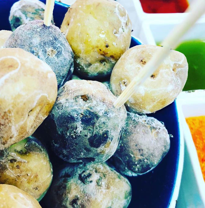 PAPAS ARRUGADAS CON MOJO
