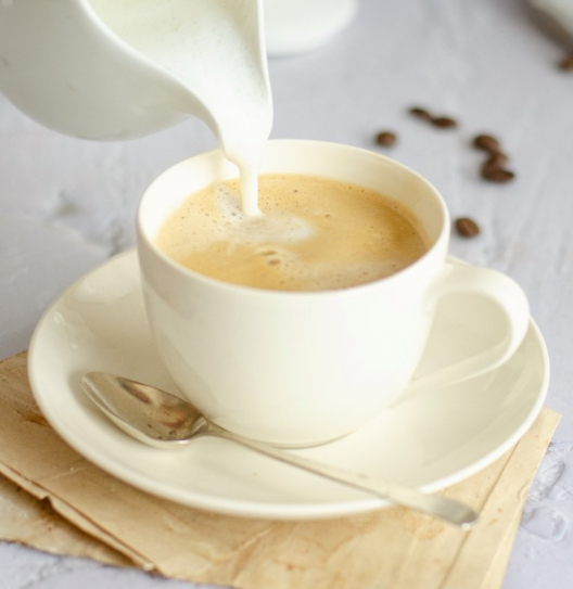  CAFé CON LECHE 