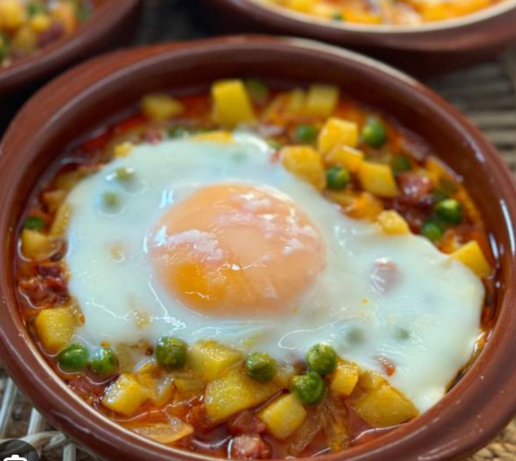 HUEVOS A LA FLAMENCA 