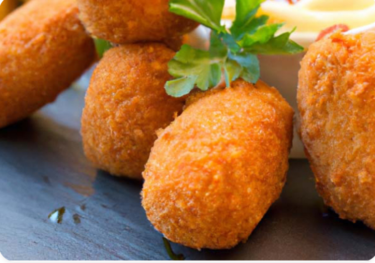  CROQUETAS DE JAMÓN IBÉRICO
 3UDS POR TAPA 