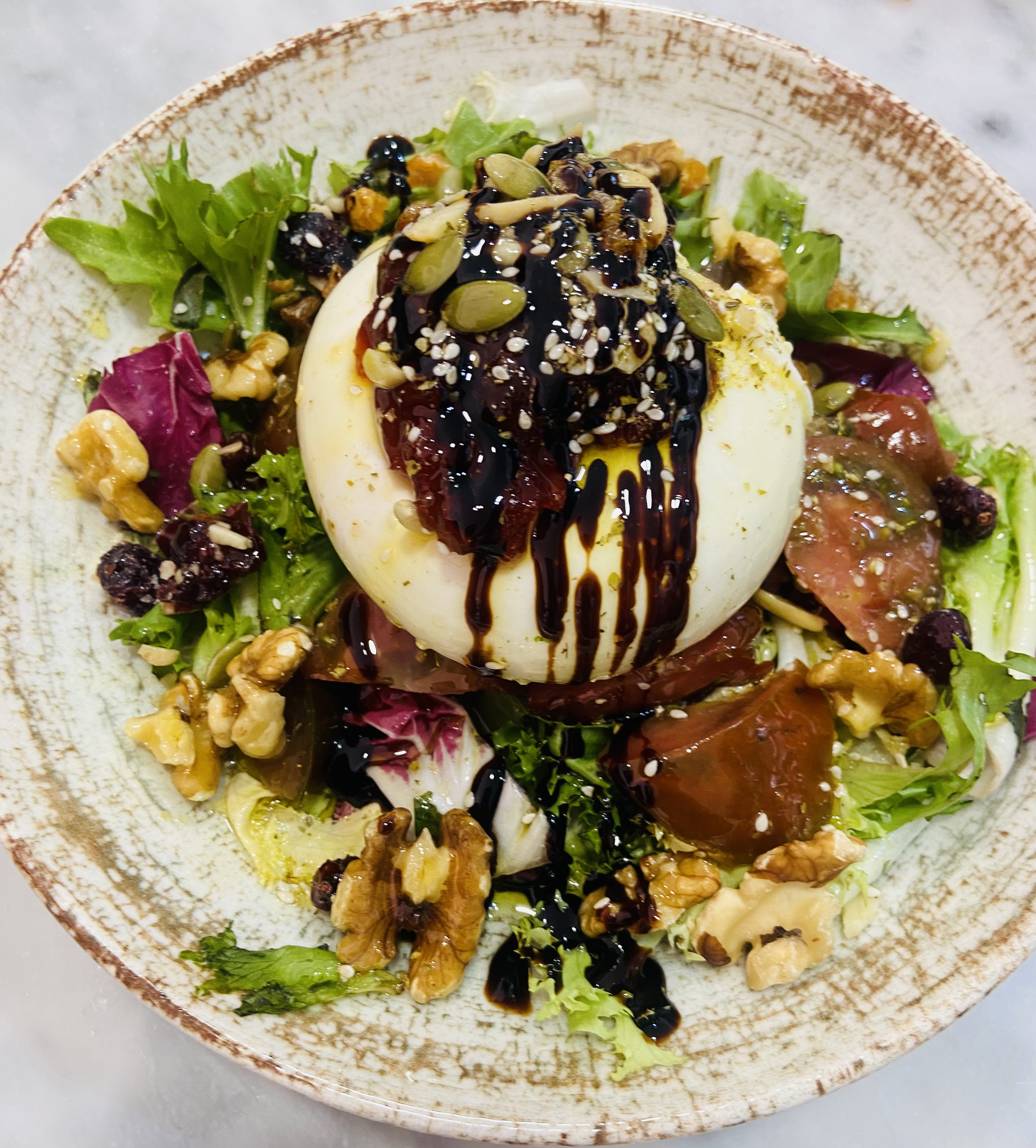 ENSALADA DE BURRATA