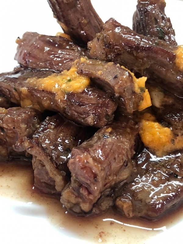 ENTRAÑAS DE TERNERA CON CHIMICHURRI